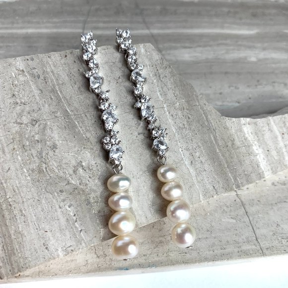 NEW~ Anthropologie SHASHI "Kalista or Celeste" Crystal & Pearl Drop Earrings - Picture 4 of 12